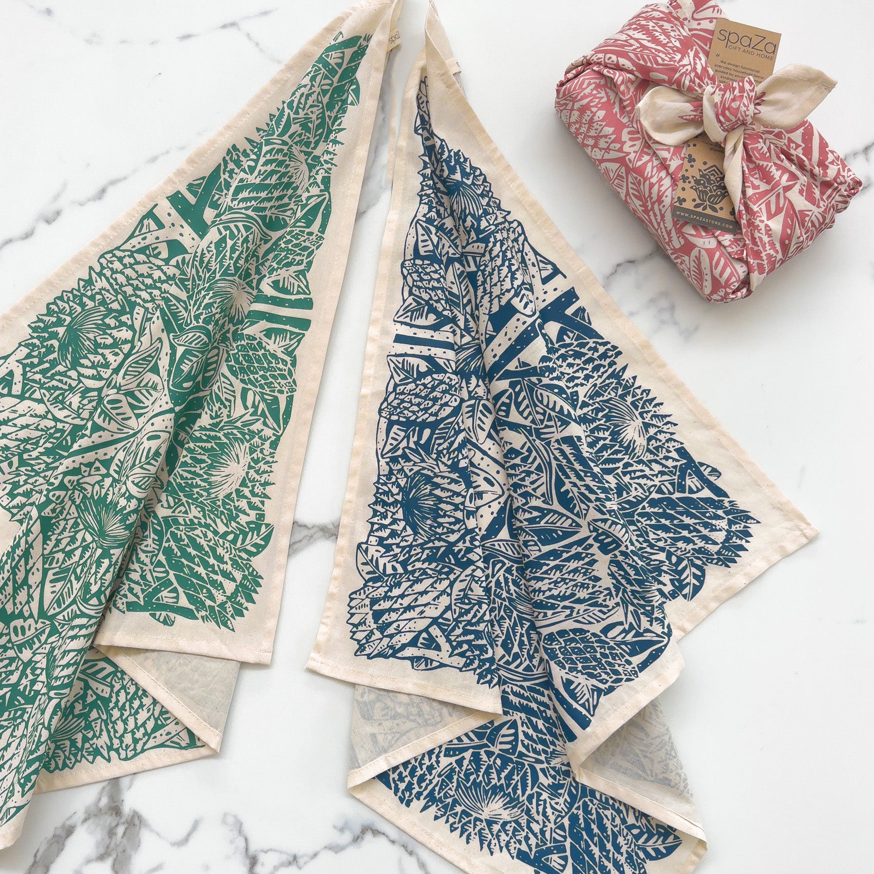 Furoshiki Vegetable Wrap Set of 3 Protea Print
