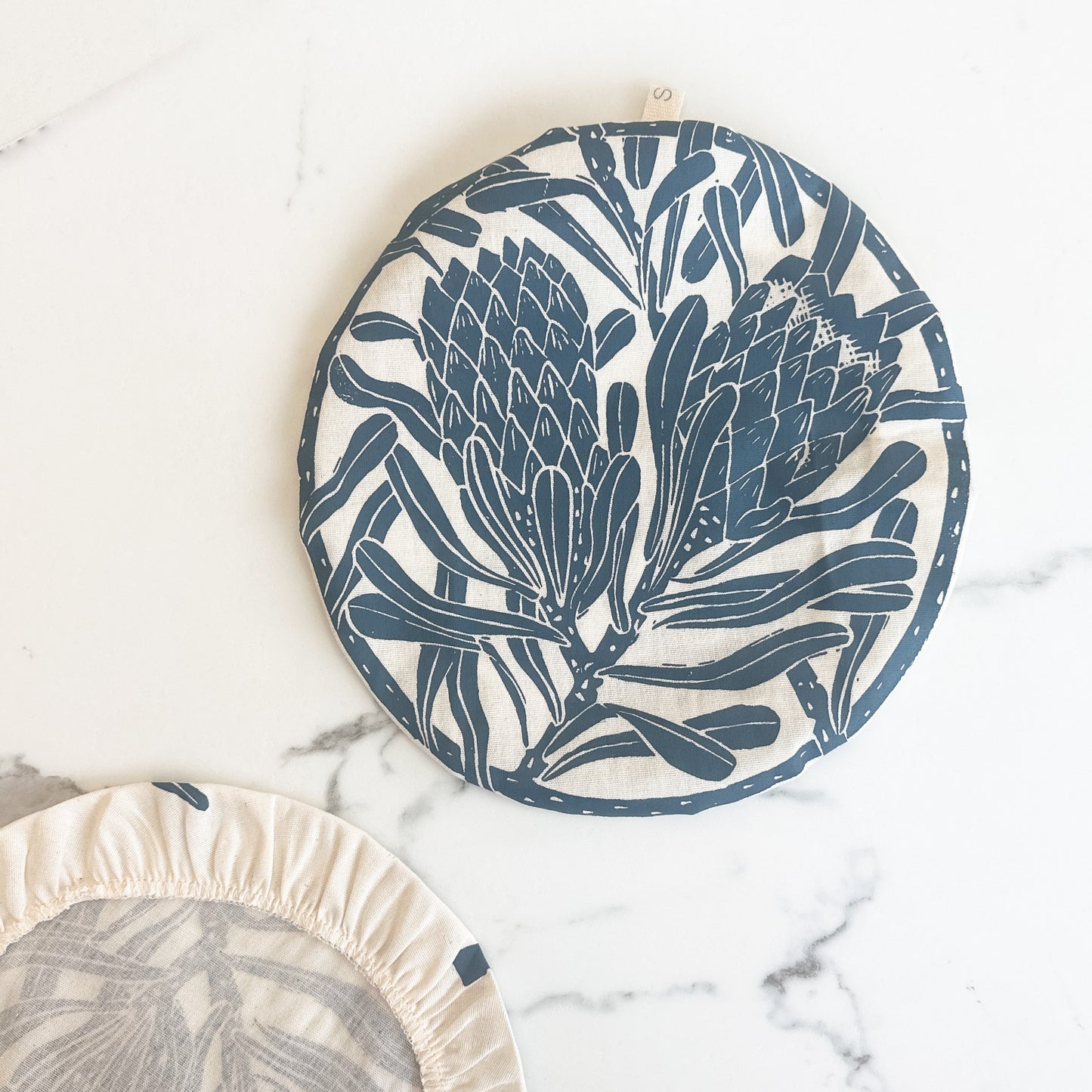 Dish and Bowl Cover Medium | Protea Print